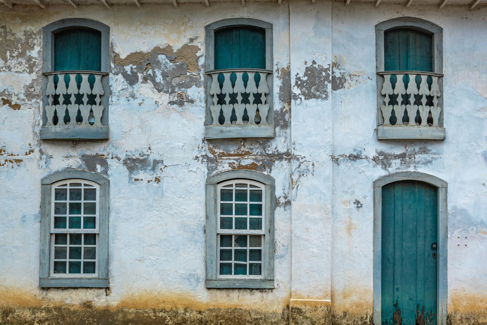 restoring old wall finishes